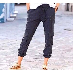 Sundance Women's Black Eyelet Cargo Pants Size Small Bohemian Vacation